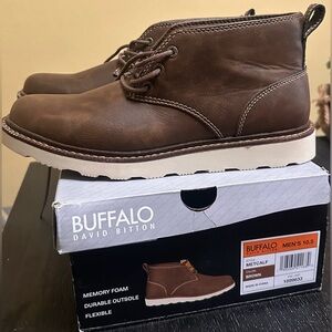 Buffalo David Bitton Metcalf Shoes Mens Size 10.5 Brown Chukka New with box